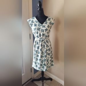 Ann Taylor Factory Capped Sleeve Dress Size XS in Cream, Seafoam Green and Blue
